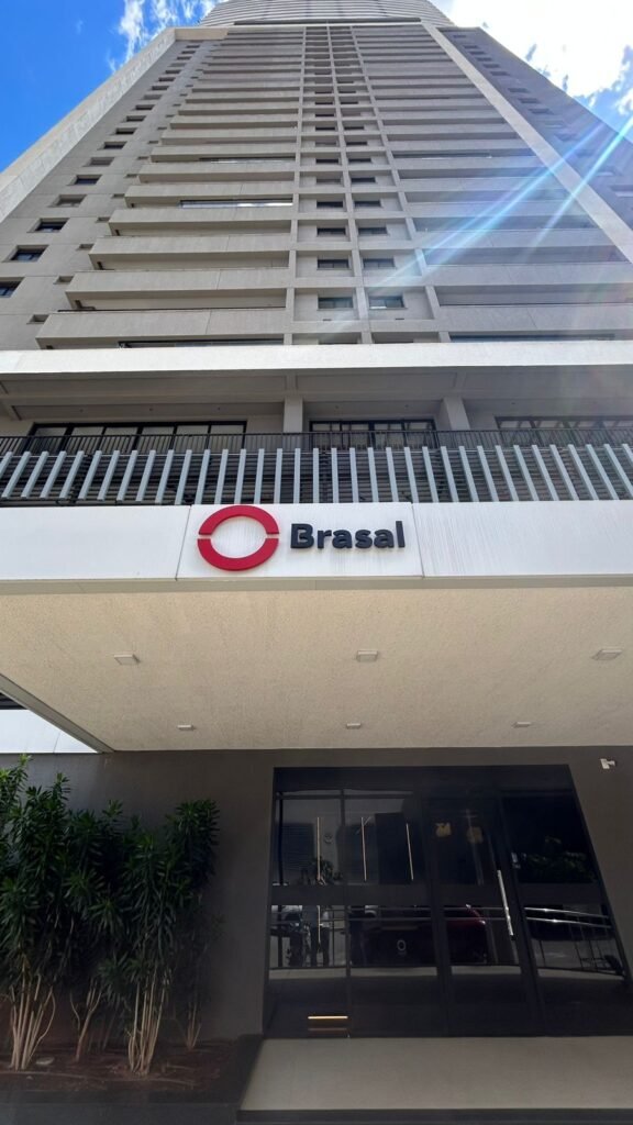 LUXO E SOFISTICAÇÃO NO MOOVE HOME BRASAL: ALTO PADRÃO NO SETOR BUENO — Foto