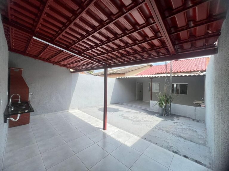 CASA NO JARDIM CANEDO 2 – PRONTA PARA MORAR