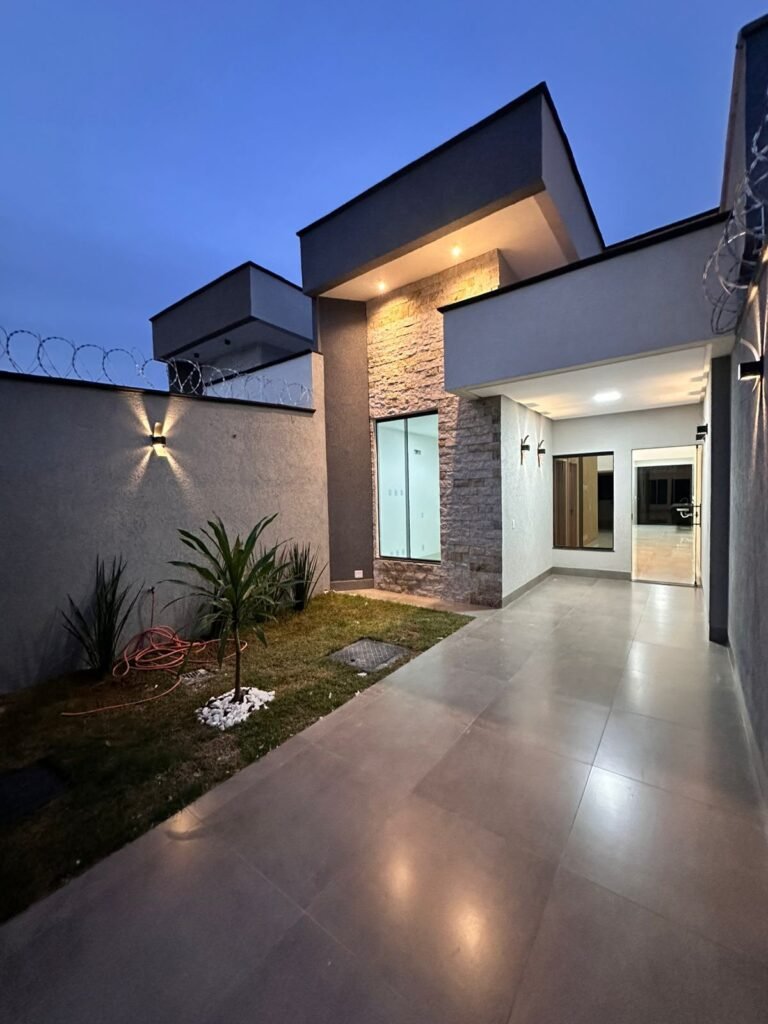 CASA DE RUA EXCLUSIVA NO RESIDENCIAL SOLAR BOUGAINVILLE – GOIÂNIA (GO) — Foto