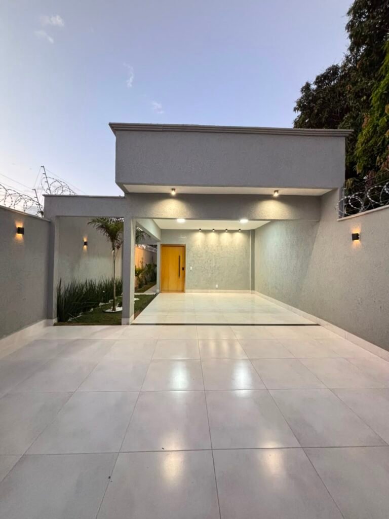 OPORTUNIDADE IMPERDÍVEL: CASA MODERNA NO SETOR CENTRAL – APARECIDA DE GOIÂNIA — Foto