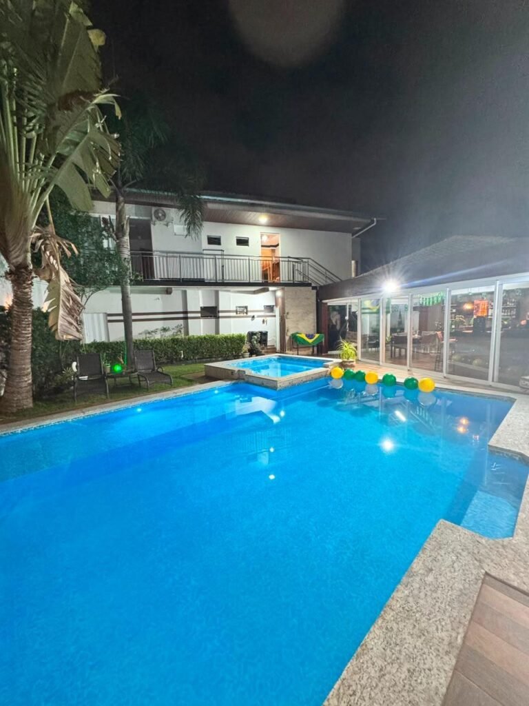 SOBRADO DE ALTO PADRÃO COM RENDA COMERCIAL – JARDIM PRESIDENTE | GOIÂNIA-GO