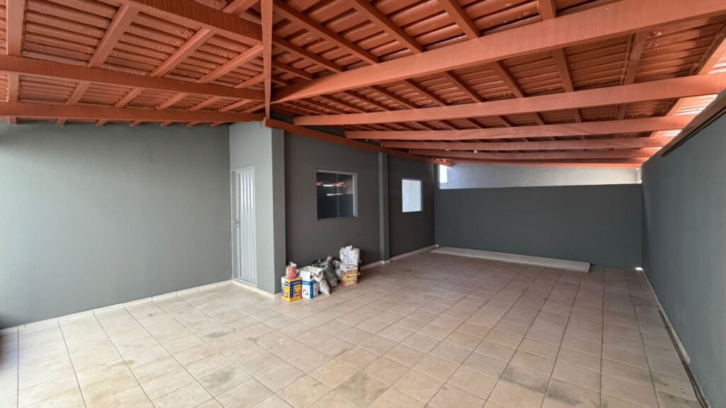 OPORTUNIDADE DE OURO PARA RENDA NO SETOR GARAVELO: IMÓVEL COMPLETO E AVERBADO — Foto