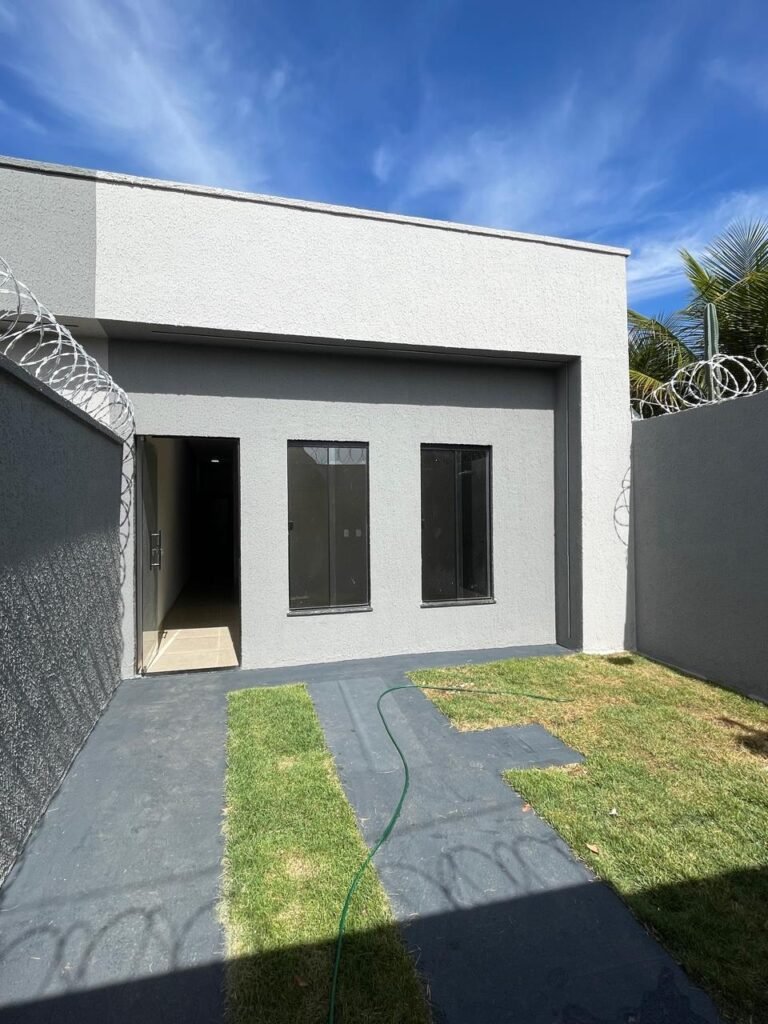 CASA À VENDA NO RESIDENCIAL SANTA FÉ – GOIÂNIA ENTRADA DE R$ 19.600 — Foto