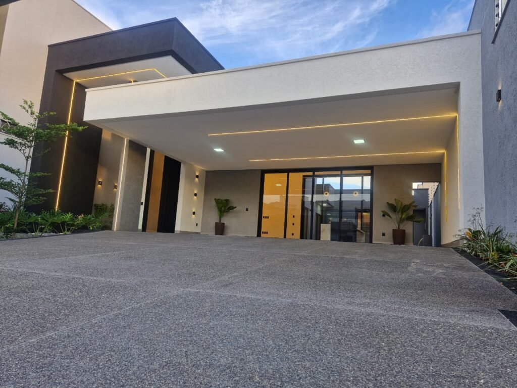 OPORTUNIDADE ÚNICA: CASA DE ALTO PADRÃO NO SETOR MOINHO DOS VENTOS – GOIÂNIA — Foto