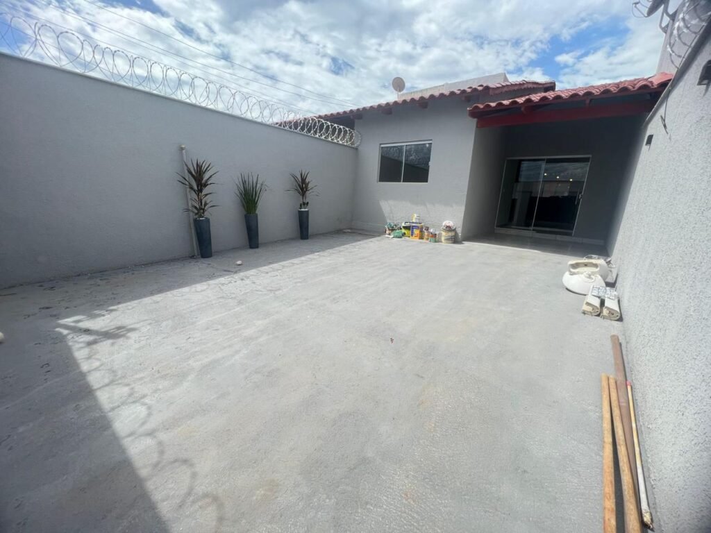 CASA NO JARDIM CANEDO 2 – PRONTA PARA MORAR — Foto