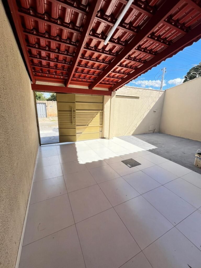 OPORTUNIDADE: CASA RECÉM-REFORMADA NA Vila Santa Rosa II – Senador Canedo / GO — Foto