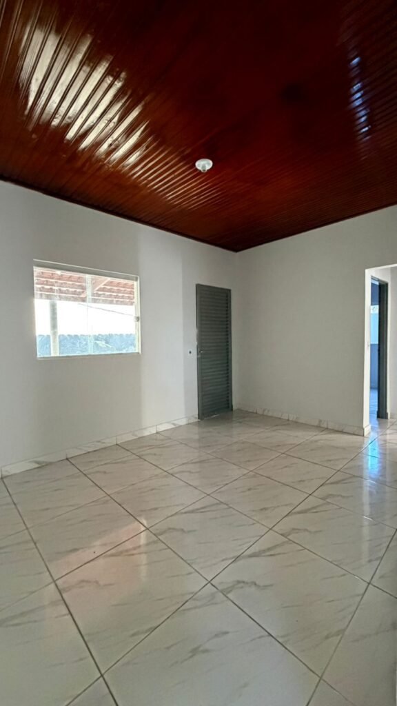 OPORTUNIDADE DE OURO PARA RENDA NO SETOR GARAVELO: IMÓVEL COMPLETO E AVERBADO — Foto