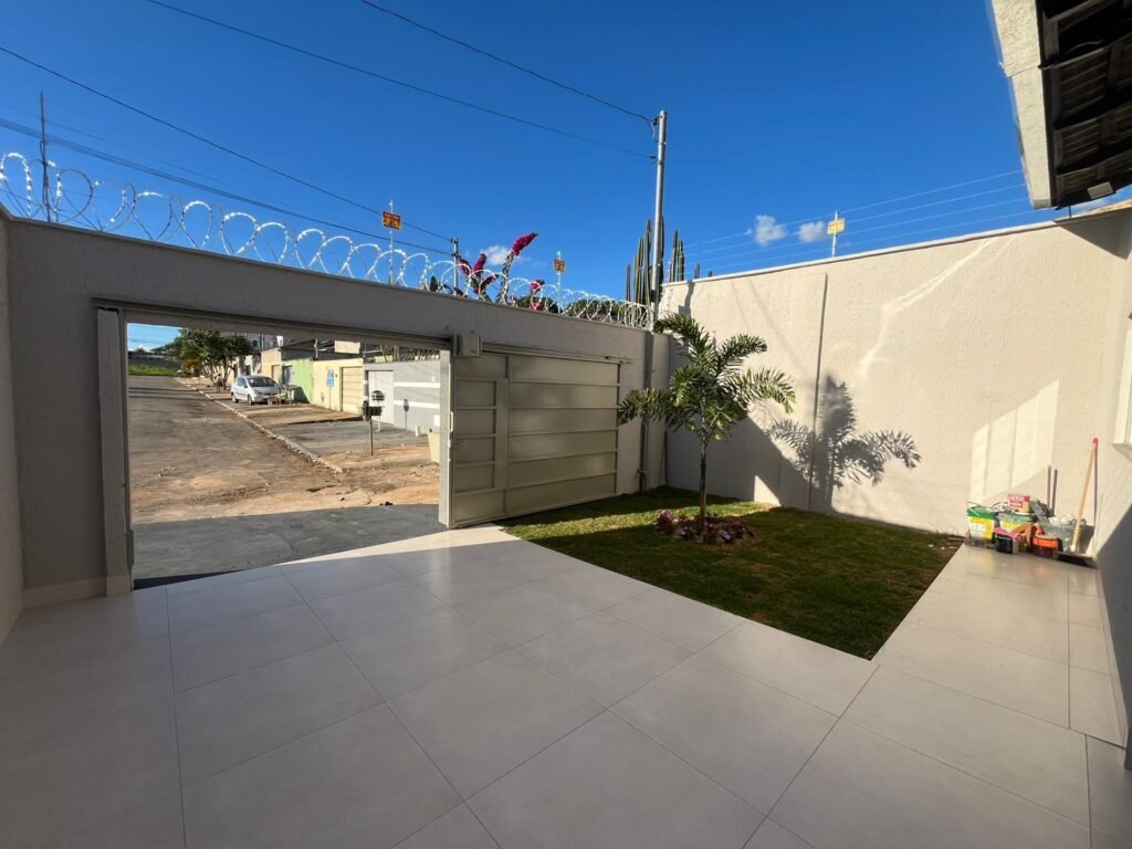 OPORTUNIDADE ÚNICA NO JARDIM HELVÉCIA: CASA TOTALMENTE REFORMADA EM LOCALIZAÇÃO ESTRATÉGICA — Foto