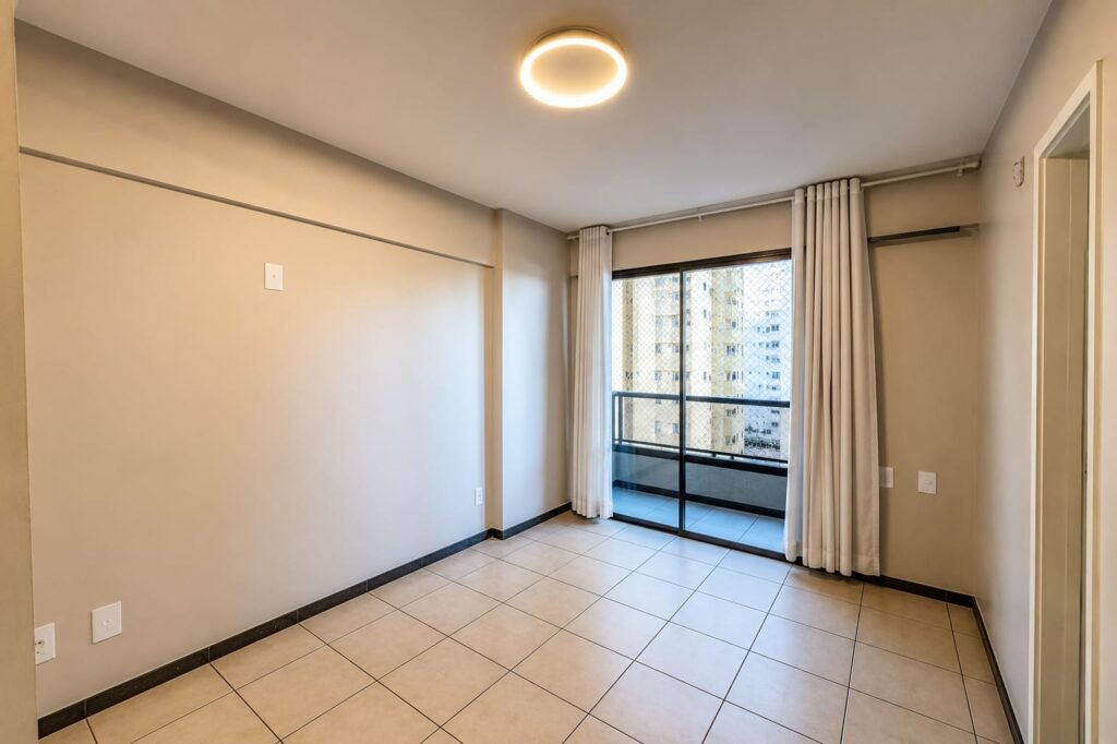 OPORTUNIDADE DE OURO APARTAMENTO NO RESIDENCIAL GILBERTO GUIMARÃES – ALTO DA GLÓRIA — Foto