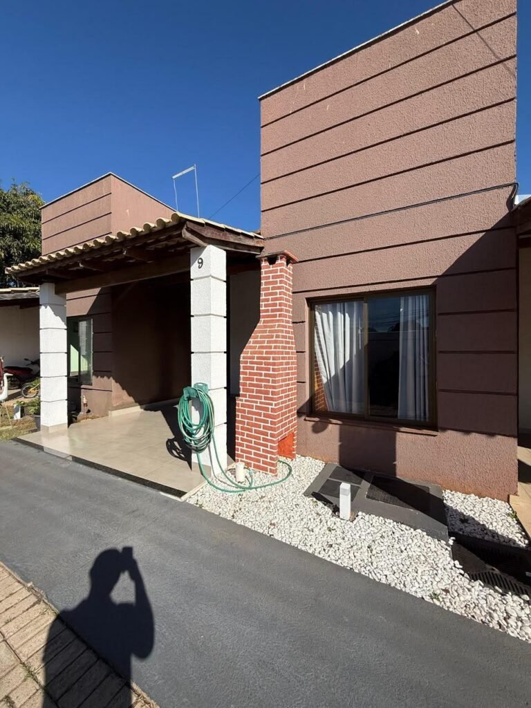 OPORTUNIDADE ÚNICA COM  ENTRADA R$ 3.000: CASA EM CONDOMÍNIO FECHADO — Foto