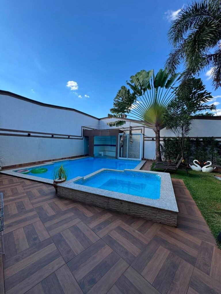 SOBRADO DE ALTO PADRÃO COM RENDA COMERCIAL – JARDIM PRESIDENTE | GOIÂNIA-GO — Foto