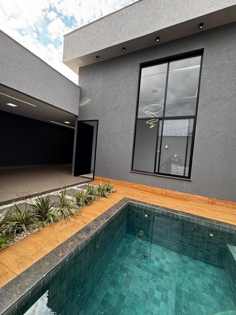 CASA DE ALTO PADRÃO | SETOR FAIÇALVILLE – GOIÂNIA — Foto