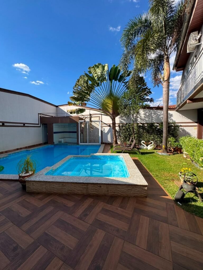 SOBRADO DE ALTO PADRÃO COM RENDA COMERCIAL – JARDIM PRESIDENTE | GOIÂNIA-GO — Foto