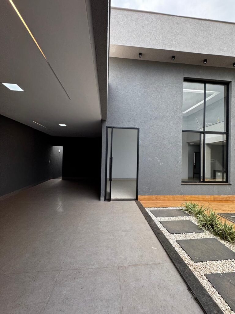 CASA DE ALTO PADRÃO | SETOR FAIÇALVILLE – GOIÂNIA — Foto
