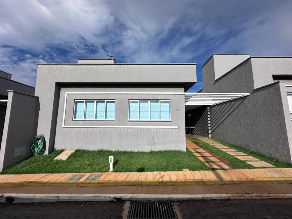 EXCLUSIVIDADE E CONFORTO NO CONDOMÍNIO VILA RICA ROYAL — Foto