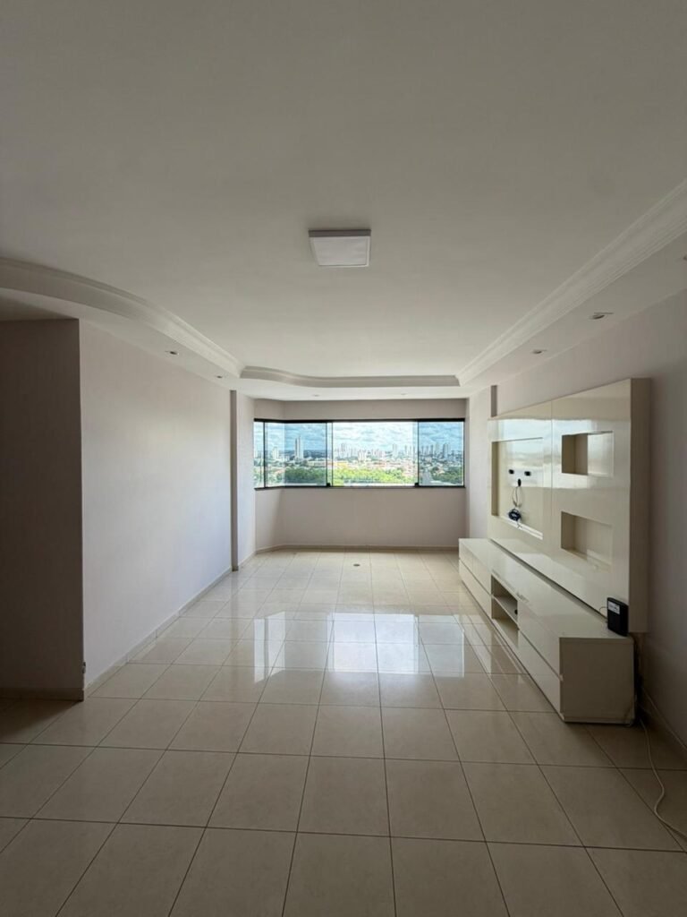 OPORTUNIDADE IMPERDÍVEL: APARTAMETO ESPAÇOSO NO RESIDENCIAL PLAZA LOURENZZO – SETOR BUENO — Foto